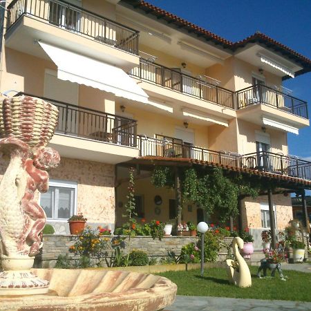 Sofia & Lakis House Apartment Ormos Panagias Bagian luar foto