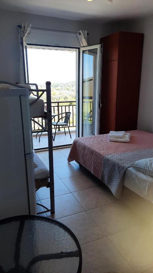Sofia & Lakis House Apartment Ormos Panagias Bagian luar foto